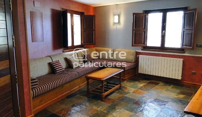 Casa-rural-villa-aurora-salon-comedor (2)